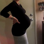 Когда начинает расти живот при беременности