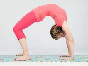 Утренняя зарядка для тех у кого болит спина