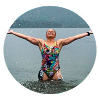 болит спина плавать в бассейне